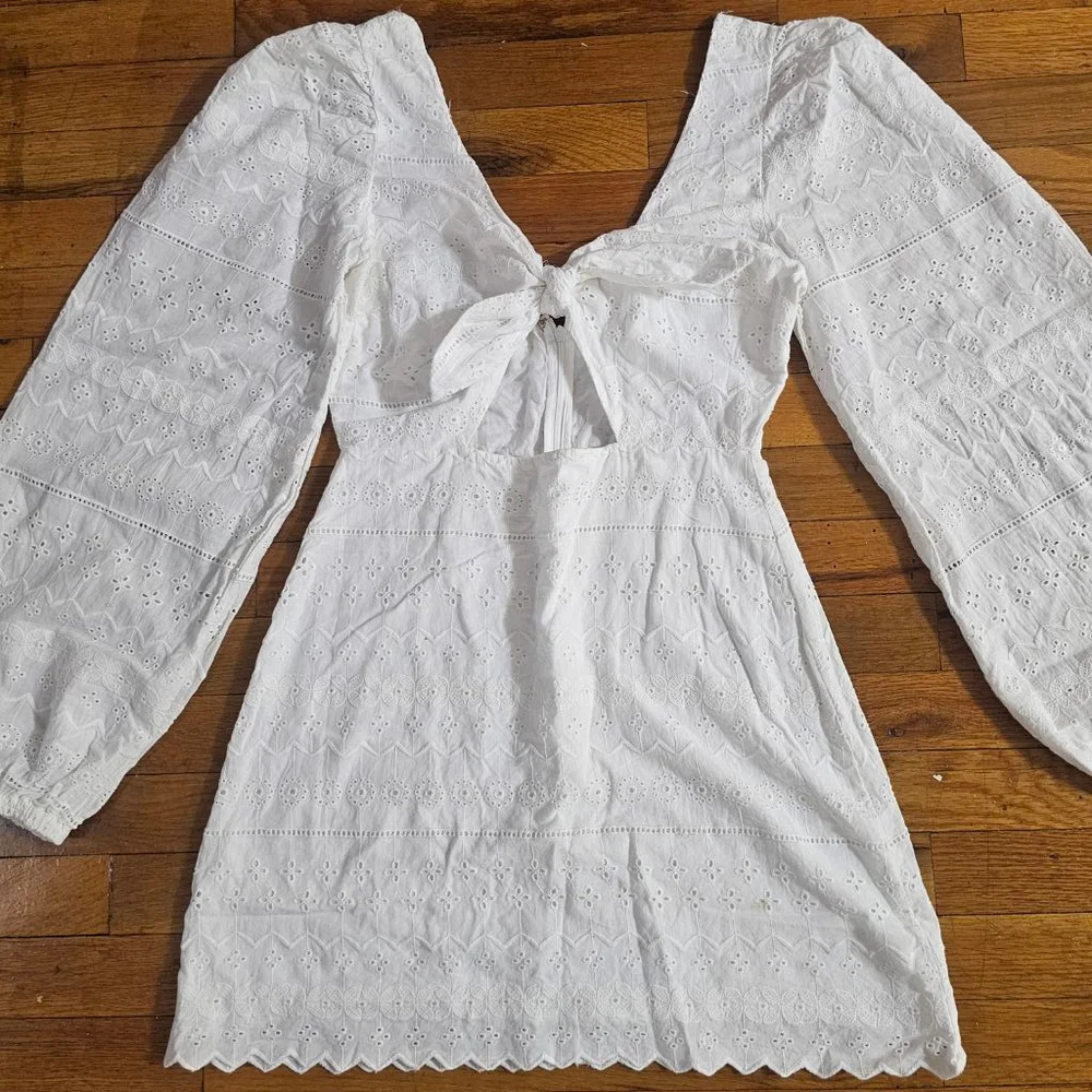 Tularosa women white
